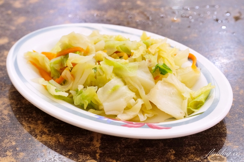 嘉義東區｜簡單火雞肉飯．25元銅板價火雞肉飯，平價美味餐點選擇性多 @飛天璇的口袋