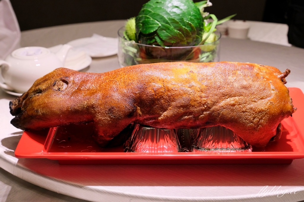 台中南屯｜金悅軒．一整隻烤乳豬好威，台中米其林推介 @飛天璇的口袋