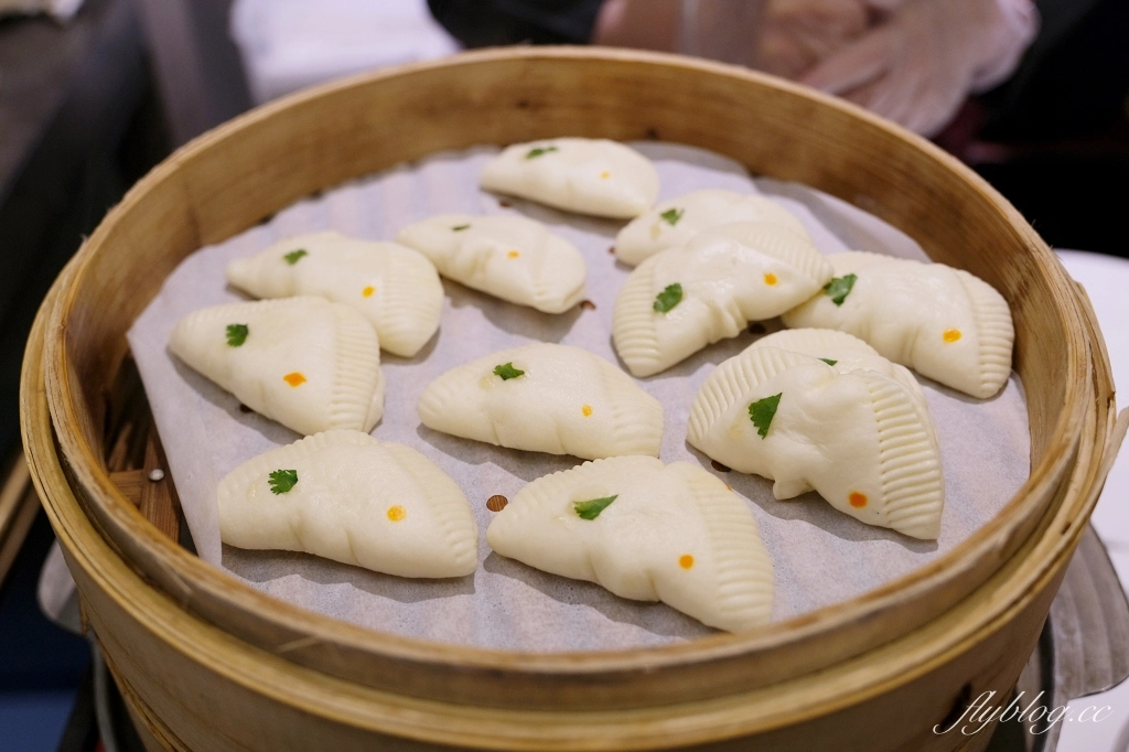 台中南屯｜金悅軒．一整隻烤乳豬好威，台中米其林推介 @飛天璇的口袋