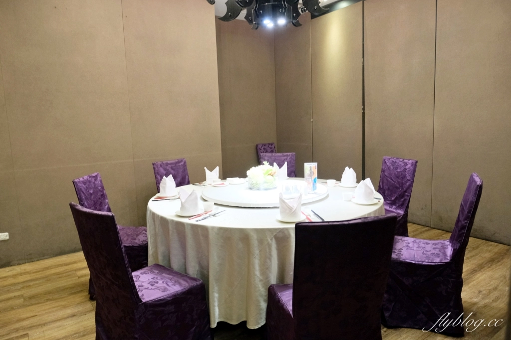 台中南屯｜金悅軒．一整隻烤乳豬好威，台中米其林推介 @飛天璇的口袋