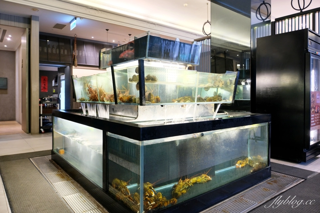 台中南屯｜金悅軒．一整隻烤乳豬好威，台中米其林推介 @飛天璇的口袋