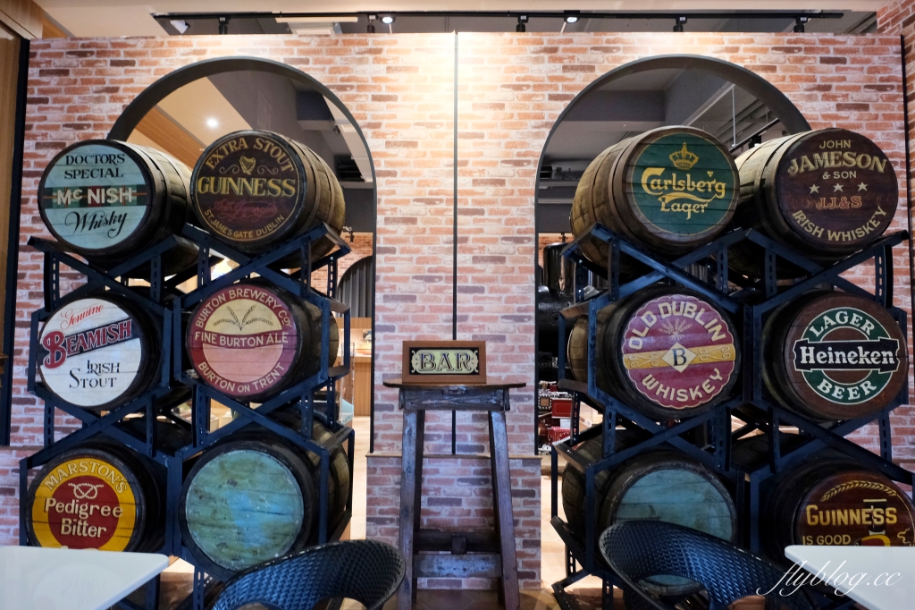 台南安平｜安平航海城．荒廢軍用倉庫舊建築改建，17世紀大航海時代文化意象 @飛天璇的口袋