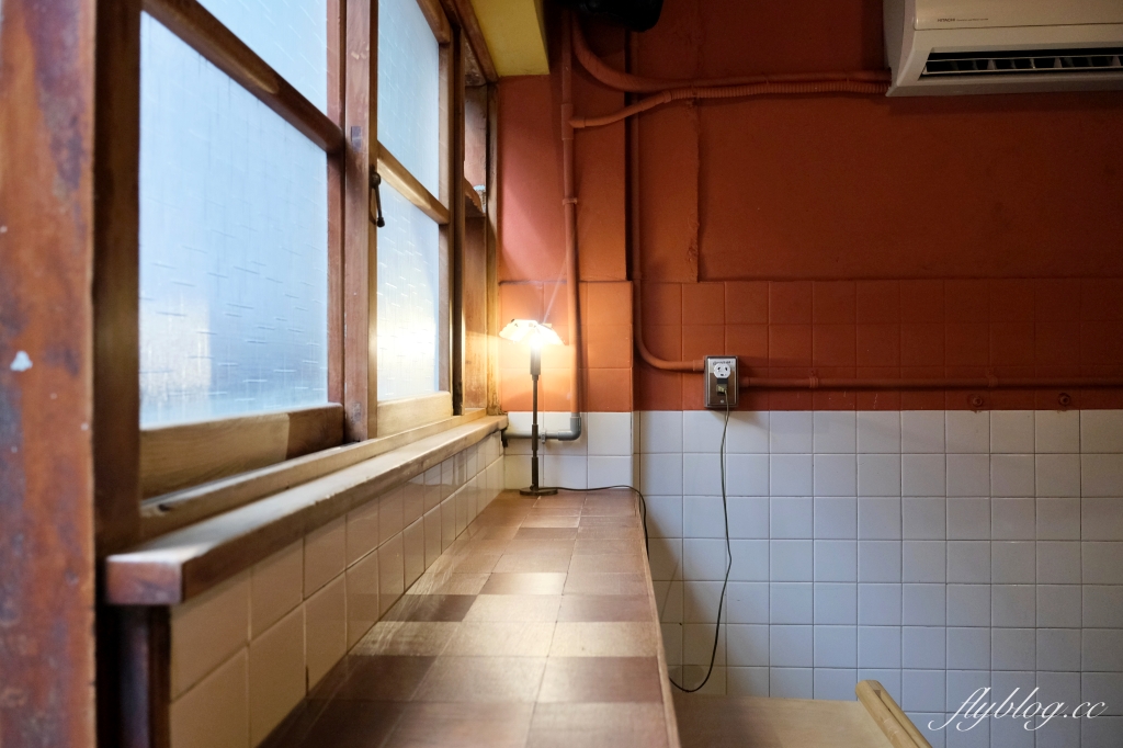 台南中西｜窟仔kula．台南巷弄裡的老宅咖啡館，必點經典台式料理 @飛天璇的口袋