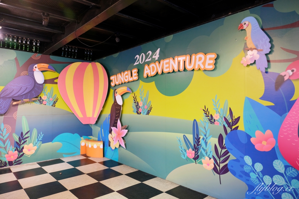 嘉義中埔｜詩情花園渡假村．阿里山下的露營車體驗，晚上還有煙火、放天燈和魔術秀 @飛天璇的口袋