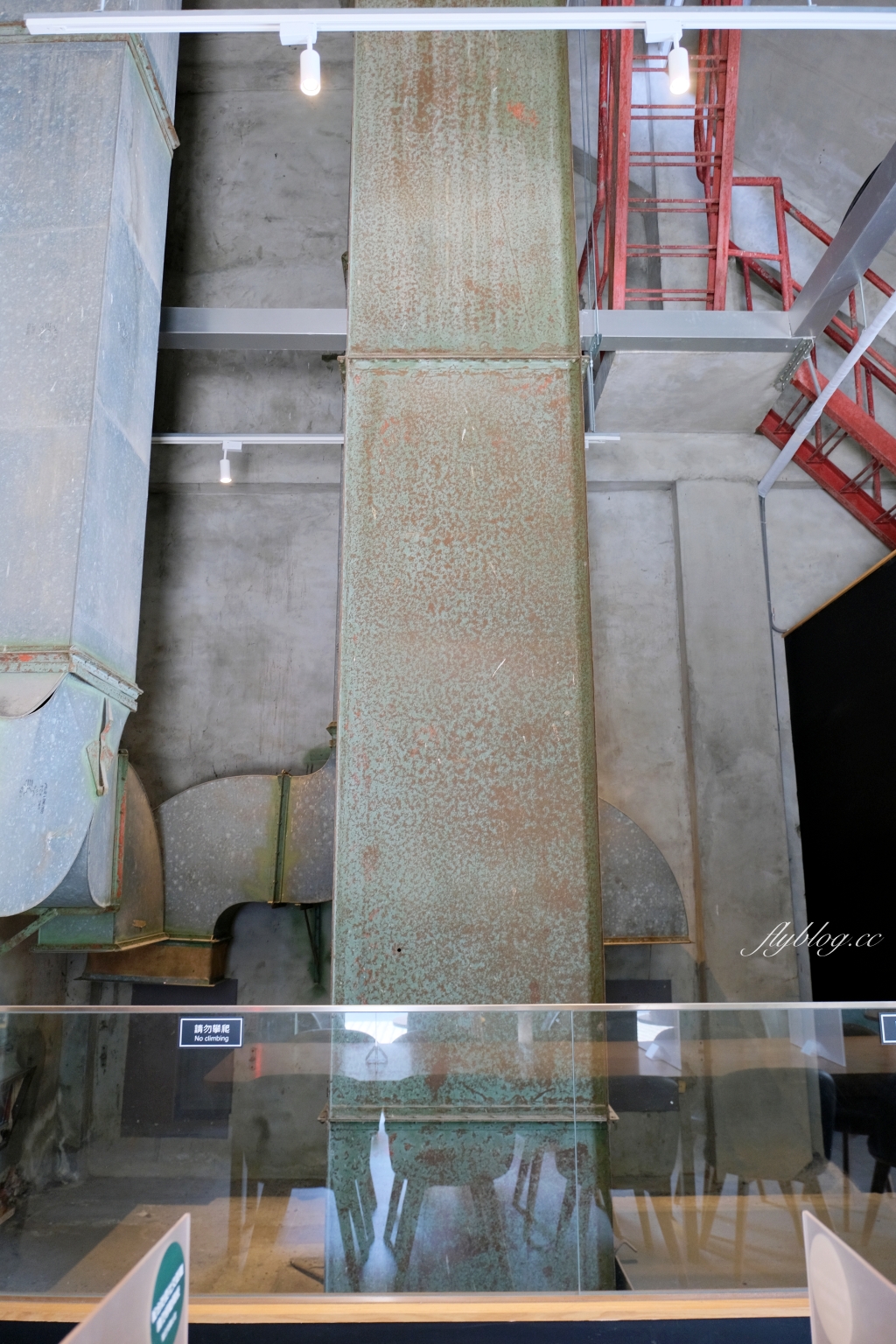 嘉義中埔｜星巴克中埔穀倉門市．全台唯一！45年歷史穀倉所改建星巴克 @飛天璇的口袋