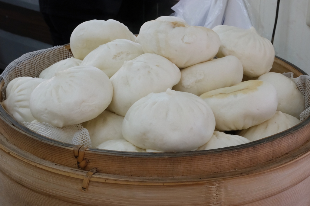彰化美食｜肉包明．在地50年的好吃肉包，饅頭更是半個小時閃秒殺 @飛天璇的口袋