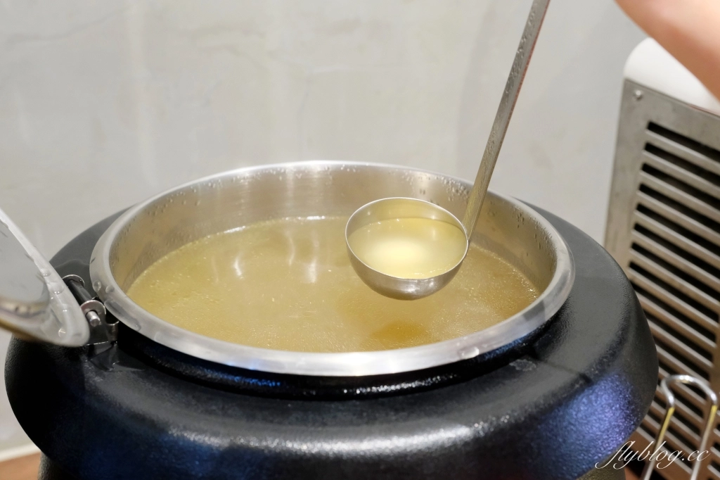 南投草屯｜宮本武丼．大份量直火燒肉丼，湯品、飲料、冰淇淋無限供應 @飛天璇的口袋