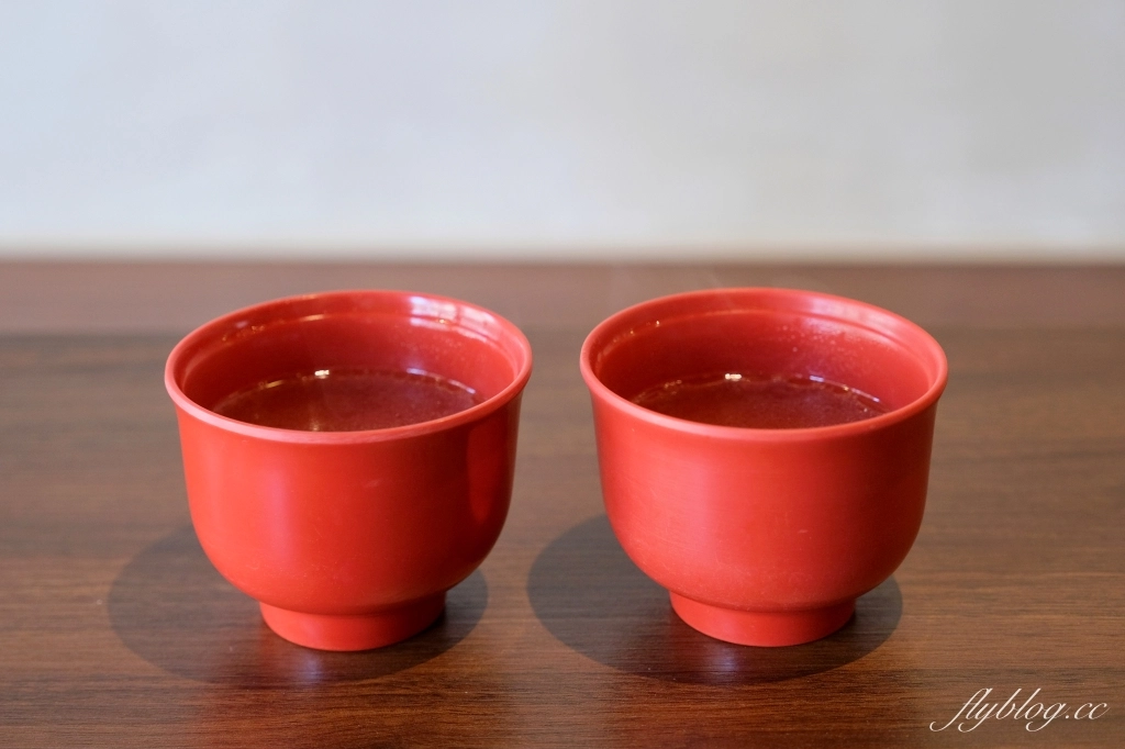 南投草屯｜宮本武丼．大份量直火燒肉丼，湯品、飲料、冰淇淋無限供應 @飛天璇的口袋