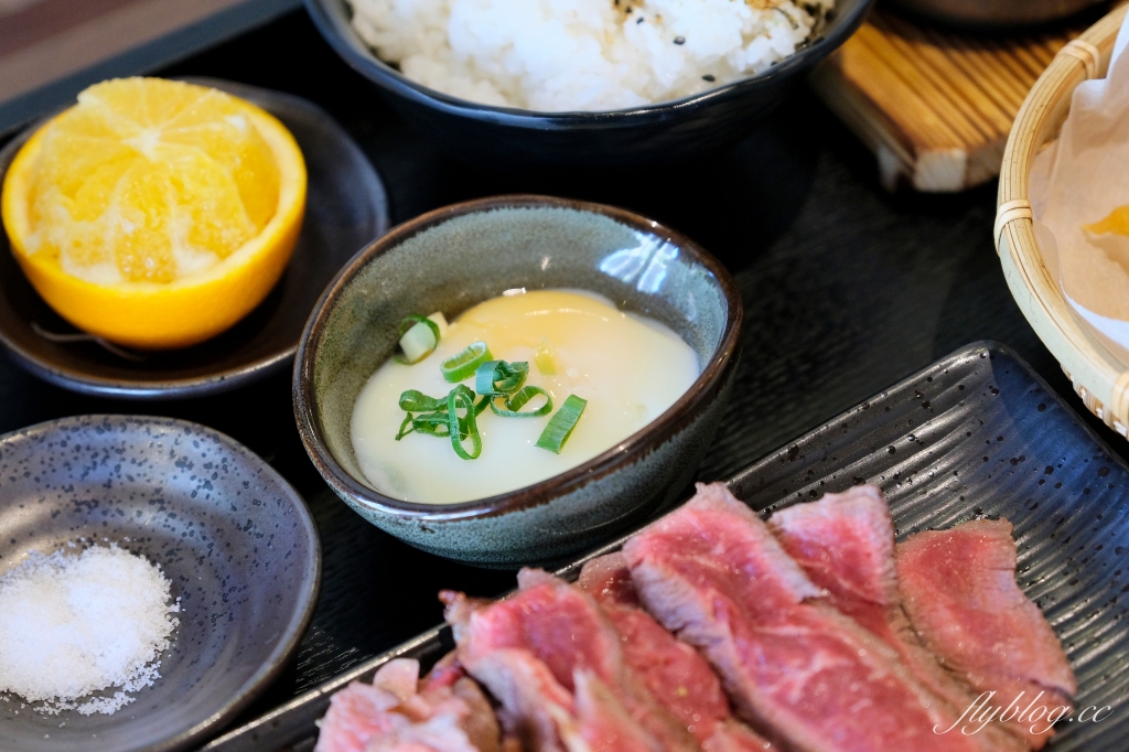 南投草屯｜宮本武丼．大份量直火燒肉丼，湯品、飲料、冰淇淋無限供應 @飛天璇的口袋