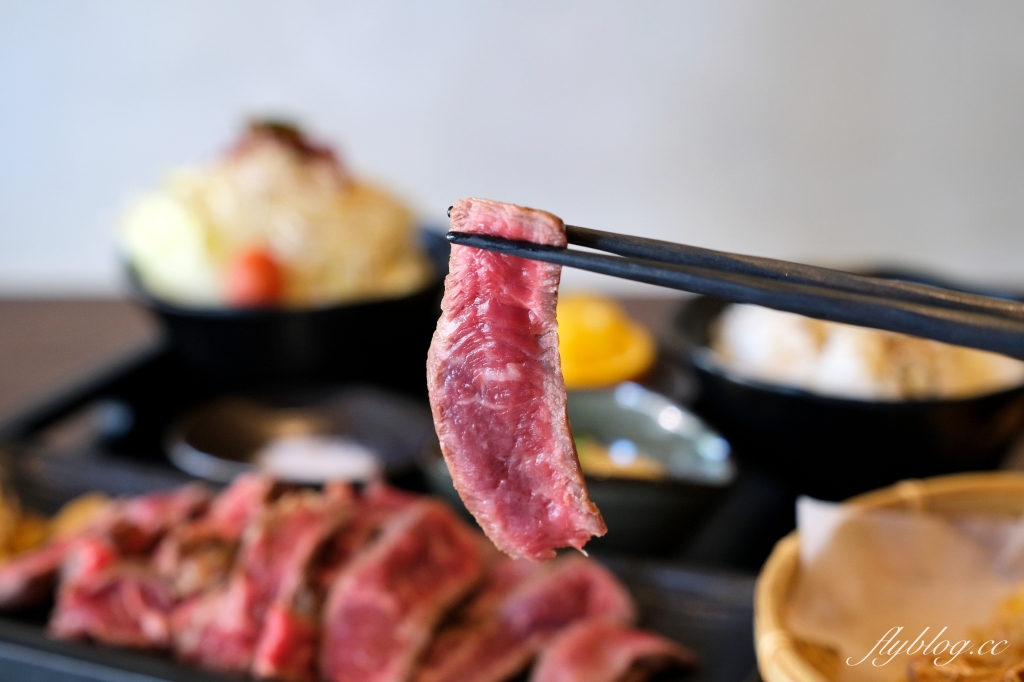 南投草屯｜宮本武丼．大份量直火燒肉丼，湯品、飲料、冰淇淋無限供應 @飛天璇的口袋