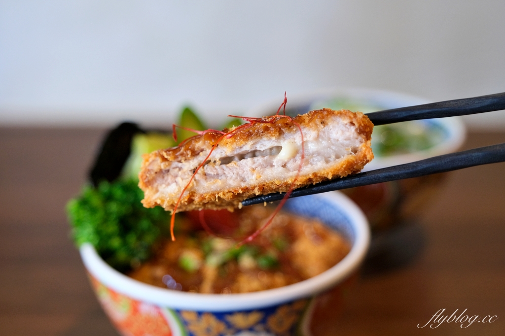 南投草屯｜宮本武丼．大份量直火燒肉丼，湯品、飲料、冰淇淋無限供應 @飛天璇的口袋