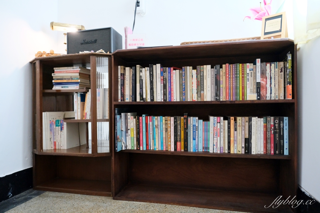 南投草屯｜映古子咖啡．位於隱密的巷弄裡，草屯老宅甜點咖啡 @飛天璇的口袋