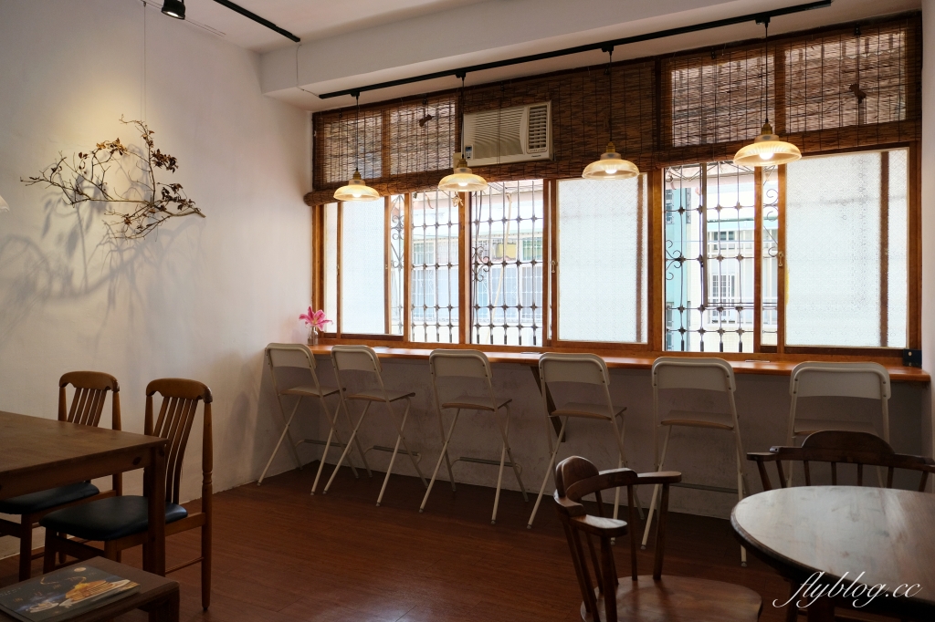 南投草屯｜映古子咖啡．位於隱密的巷弄裡，草屯老宅甜點咖啡 @飛天璇的口袋