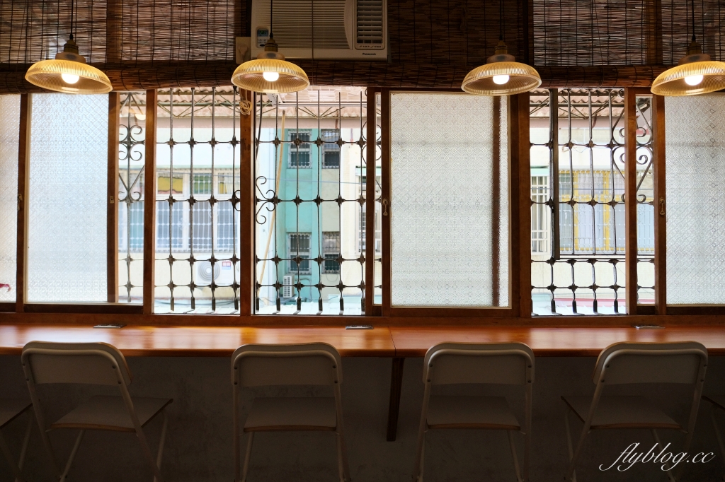 南投草屯｜映古子咖啡．位於隱密的巷弄裡，草屯老宅甜點咖啡 @飛天璇的口袋