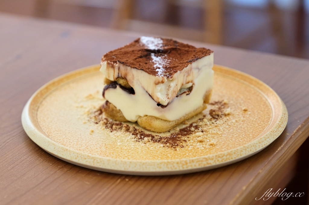 南投草屯｜映古子咖啡．位於隱密的巷弄裡，草屯老宅甜點咖啡 @飛天璇的口袋