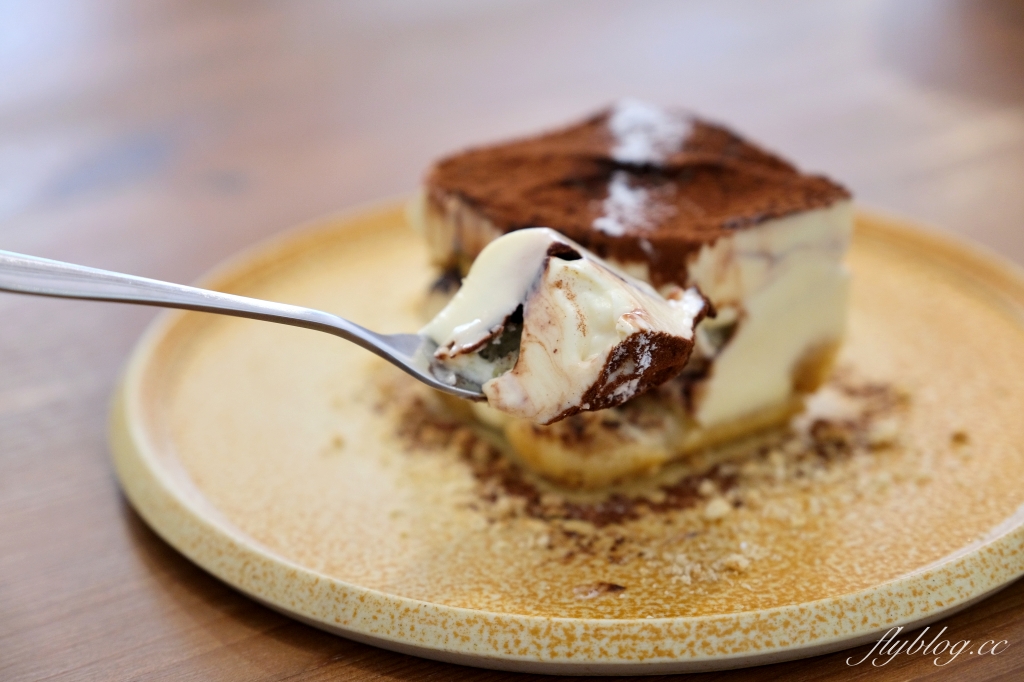 南投草屯｜映古子咖啡．位於隱密的巷弄裡，草屯老宅甜點咖啡 @飛天璇的口袋