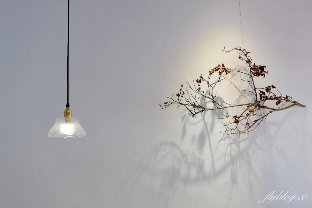 南投草屯｜映古子咖啡．位於隱密的巷弄裡，草屯老宅甜點咖啡 @飛天璇的口袋