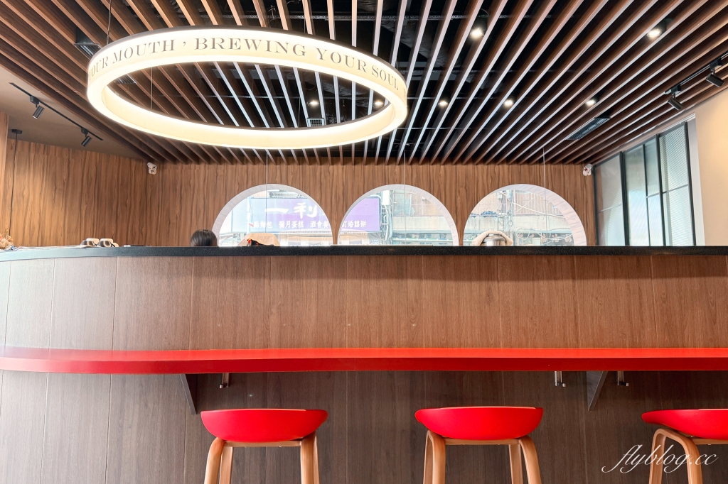 台中北區｜Solace Cafe．美式復古風早午餐咖啡館，台中毛小孩友善餐廳 @飛天璇的口袋