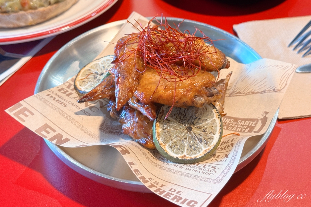 台中北區｜Solace Cafe．美式復古風早午餐咖啡館，台中毛小孩友善餐廳 @飛天璇的口袋