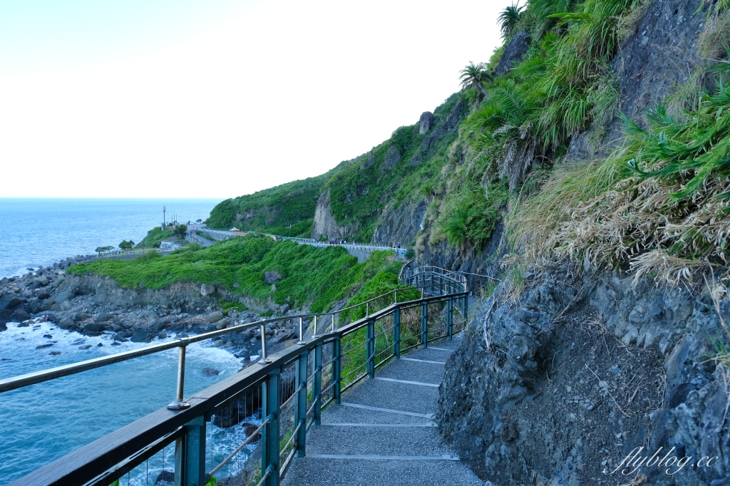 花蓮豐濱｜親不知子海上古道．走在透明玻璃步道，遠眺蔚藍太平洋美景 @飛天璇的口袋