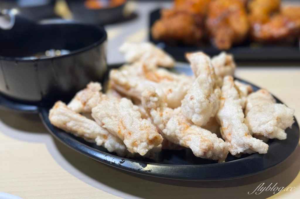 台中西屯｜Black韓noodle．韓國老闆開的韓式餐廳，韓國Youtuber推薦逢甲美食 @飛天璇的口袋