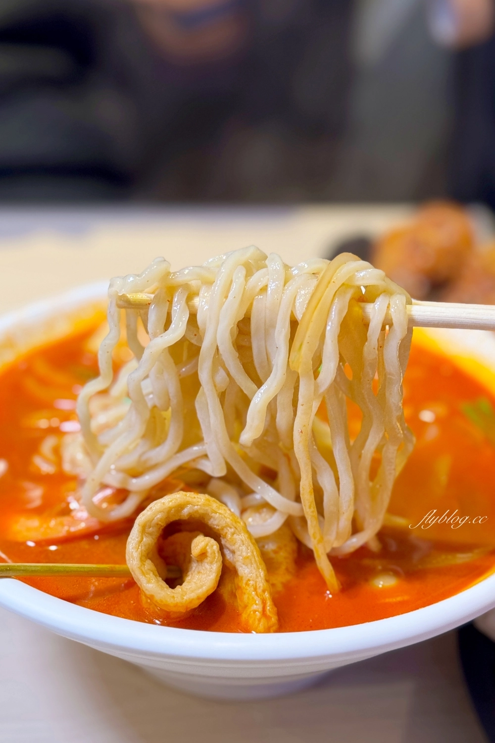 台中西屯｜Black韓noodle．韓國老闆開的韓式餐廳，韓國Youtuber推薦逢甲美食 @飛天璇的口袋