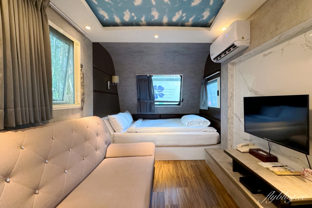 嘉義中埔｜詩情花園渡假村．阿里山下的露營車體驗，晚上還有煙火、放天燈和魔術秀 @飛天璇的口袋