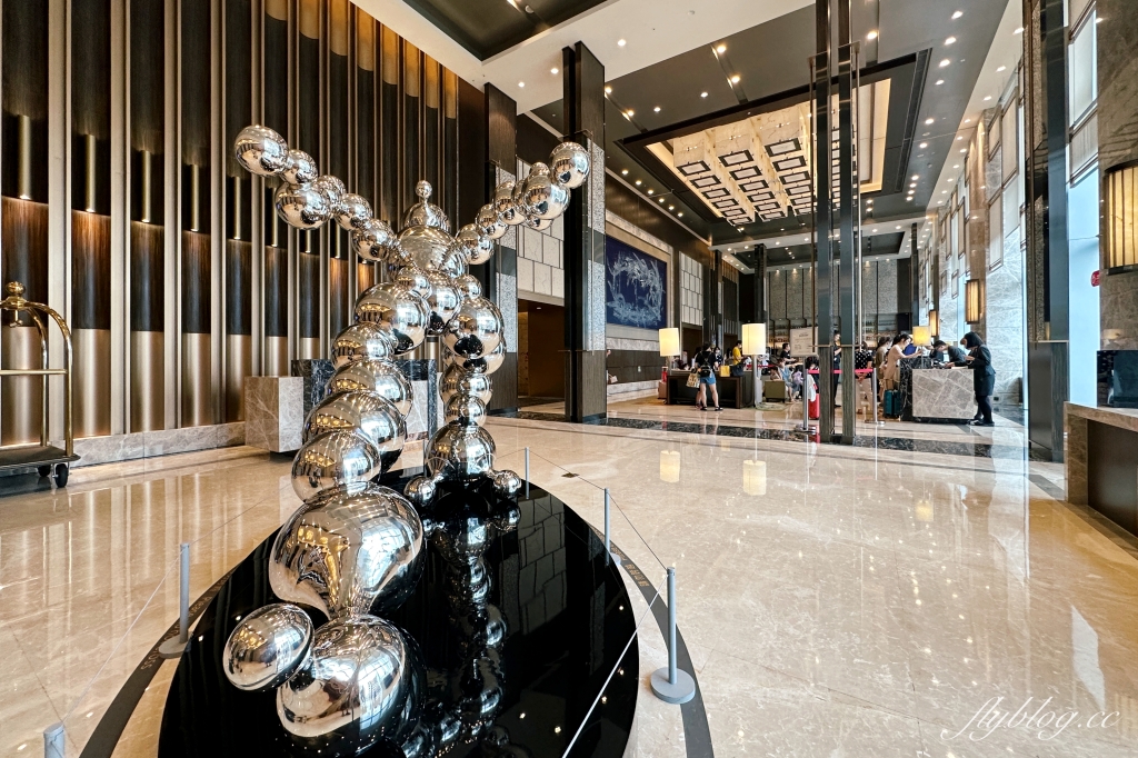 台北南港｜台北六福萬怡酒店．南港車站出站就到，樓下是CityLink購物商場 @飛天璇的口袋