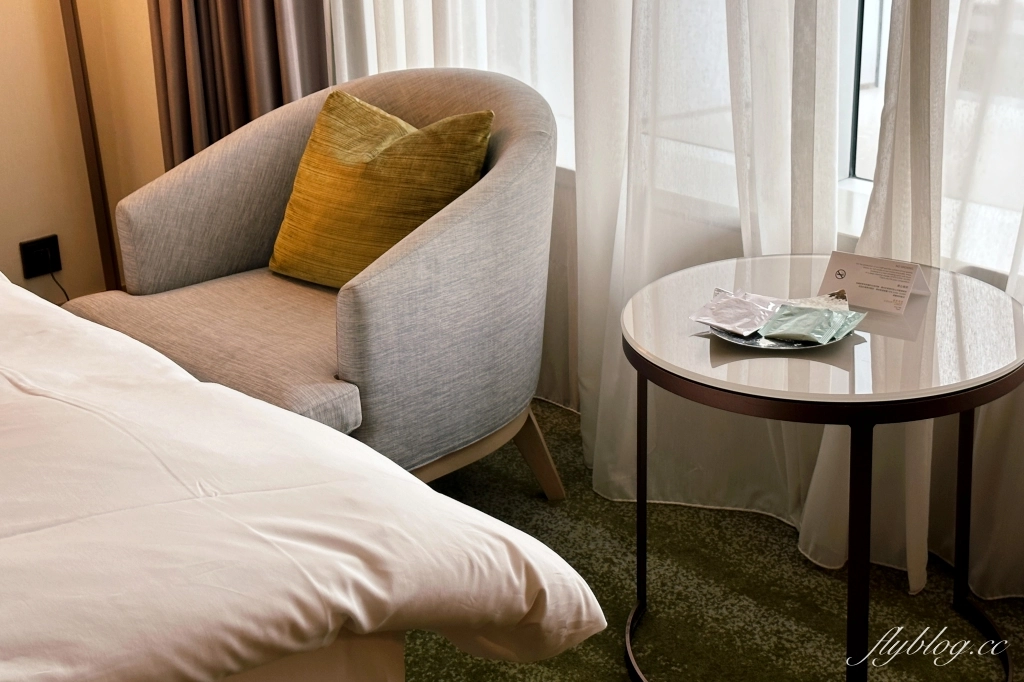 台北南港｜台北六福萬怡酒店．南港車站出站就到，樓下是CityLink購物商場 @飛天璇的口袋