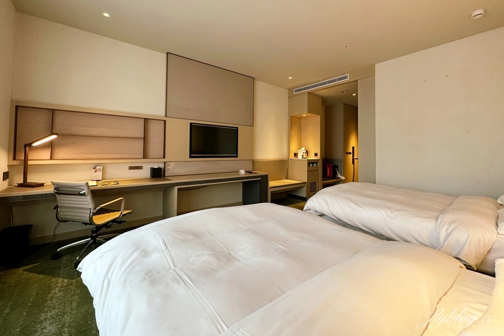 台北南港｜台北六福萬怡酒店．南港車站出站就到，樓下是CityLink購物商場 @飛天璇的口袋