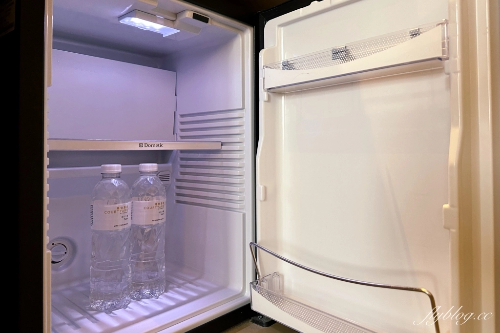 台北南港｜台北六福萬怡酒店．南港車站出站就到，樓下是CityLink購物商場 @飛天璇的口袋