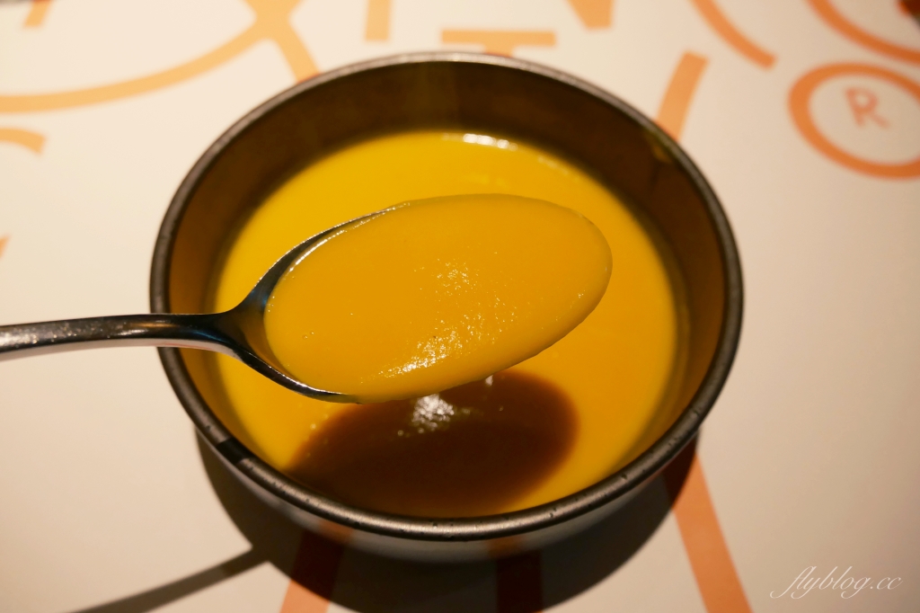 台中南屯｜皮諾可可 PINOCOCO．星野集團義式餐廳，坐落於公益路商圈唯美建築 @飛天璇的口袋