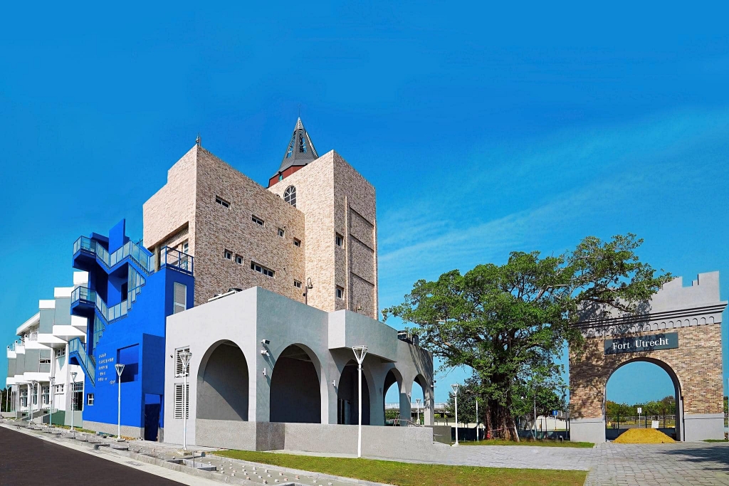 台南安平｜安平航海城．荒廢軍用倉庫舊建築改建，17世紀大航海時代文化意象 @飛天璇的口袋