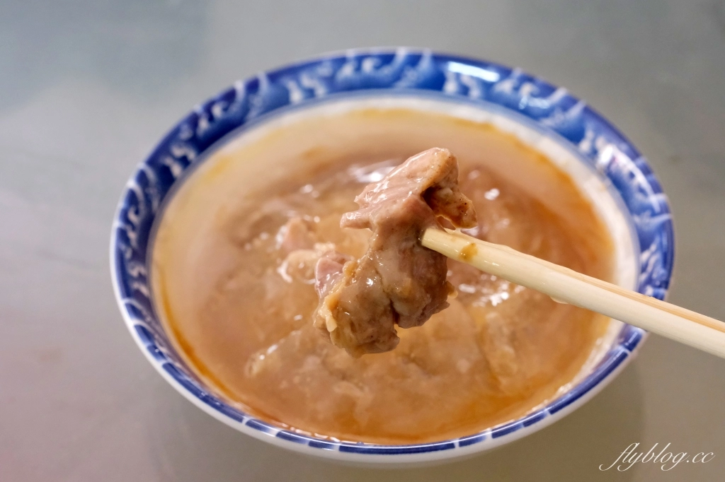 台中后里｜香蕉樹餐飲店．吃的是濃濃的古早味，后里人的香蕉新樂園 @飛天璇的口袋