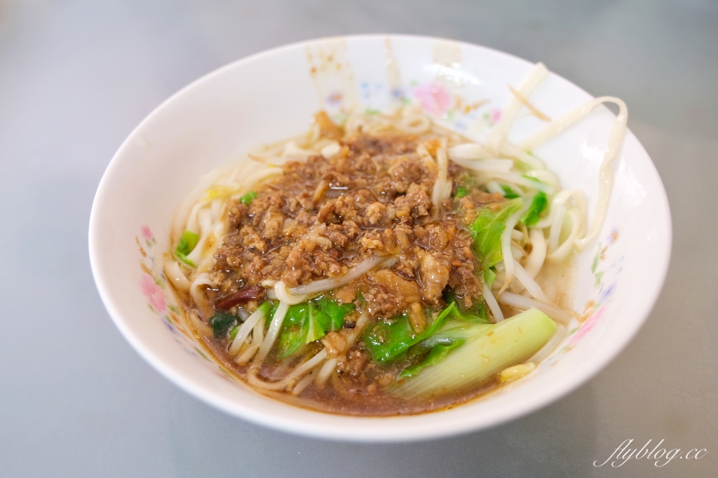 台中后里｜香蕉樹餐飲店．吃的是濃濃的古早味，后里人的香蕉新樂園 @飛天璇的口袋