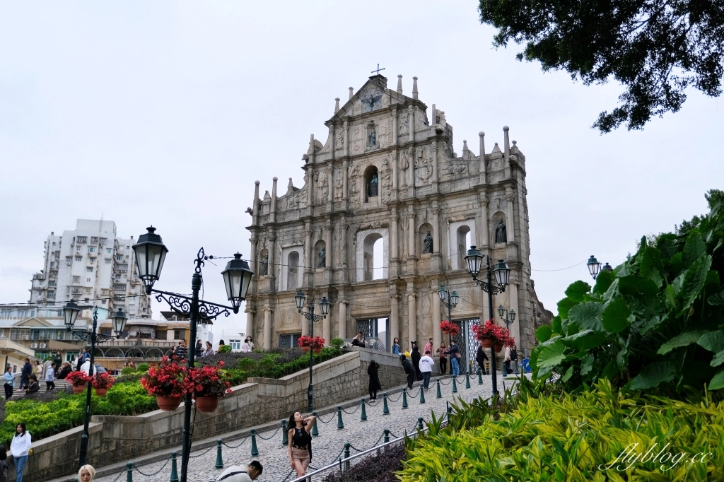 澳門半島 ｜大三巴一日遊．大炮台、議事亭前地、戀愛巷，大三巴附近景點一次打包 @飛天璇的口袋