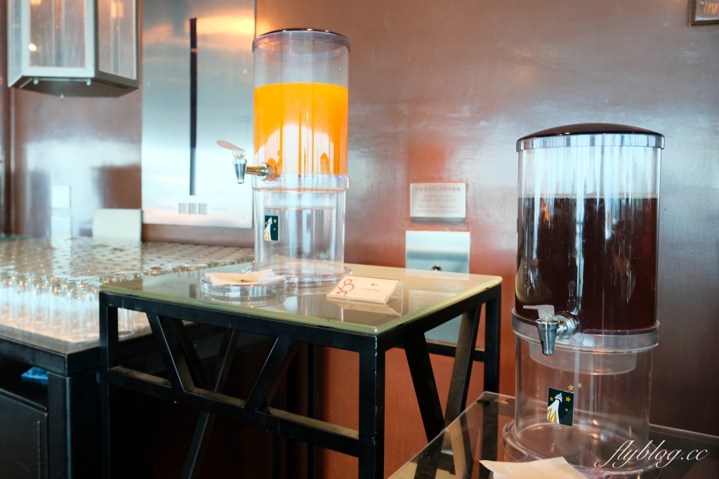 澳門旅遊｜澳門旅遊塔．360度旋轉百匯午餐，60樓吃到飽欣賞澳門美景 @飛天璇的口袋