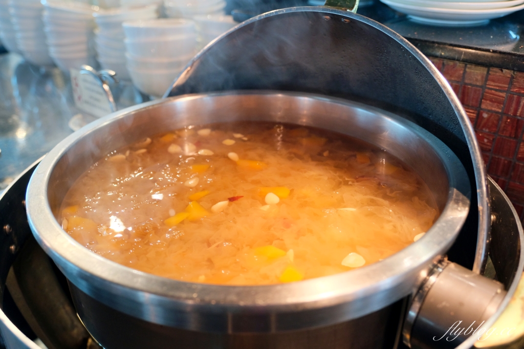 澳門旅遊｜澳門旅遊塔．360度旋轉百匯午餐，60樓吃到飽欣賞澳門美景 @飛天璇的口袋