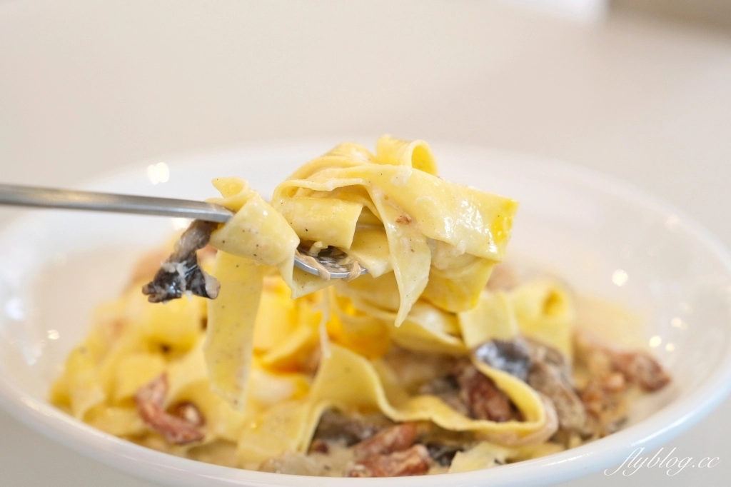 台中南屯｜BRUN不然 文心森林店．台北人氣早午餐進駐台中UR LIVING商場 @飛天璇的口袋