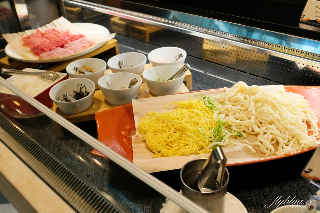 台中西屯｜長榮桂冠酒店．下午茶百匯吃到飽，用餐空間舒適明亮 @飛天璇的口袋