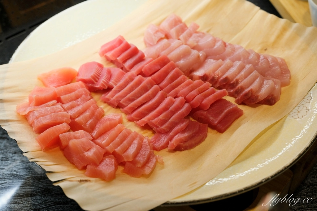 台中西屯｜長榮桂冠酒店．下午茶百匯吃到飽，用餐空間舒適明亮 @飛天璇的口袋