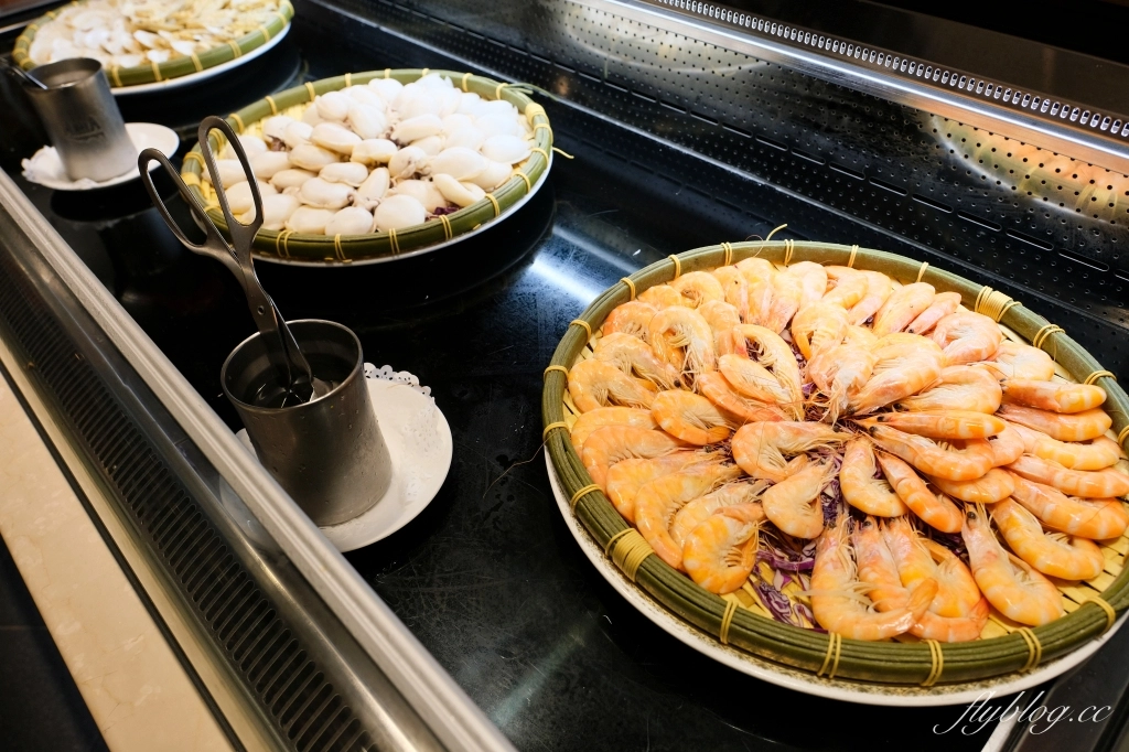 台中西屯｜長榮桂冠酒店．下午茶百匯吃到飽，用餐空間舒適明亮 @飛天璇的口袋