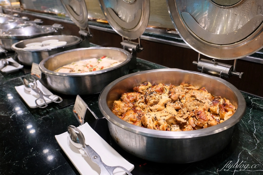 台中西屯｜長榮桂冠酒店．下午茶百匯吃到飽，用餐空間舒適明亮 @飛天璇的口袋