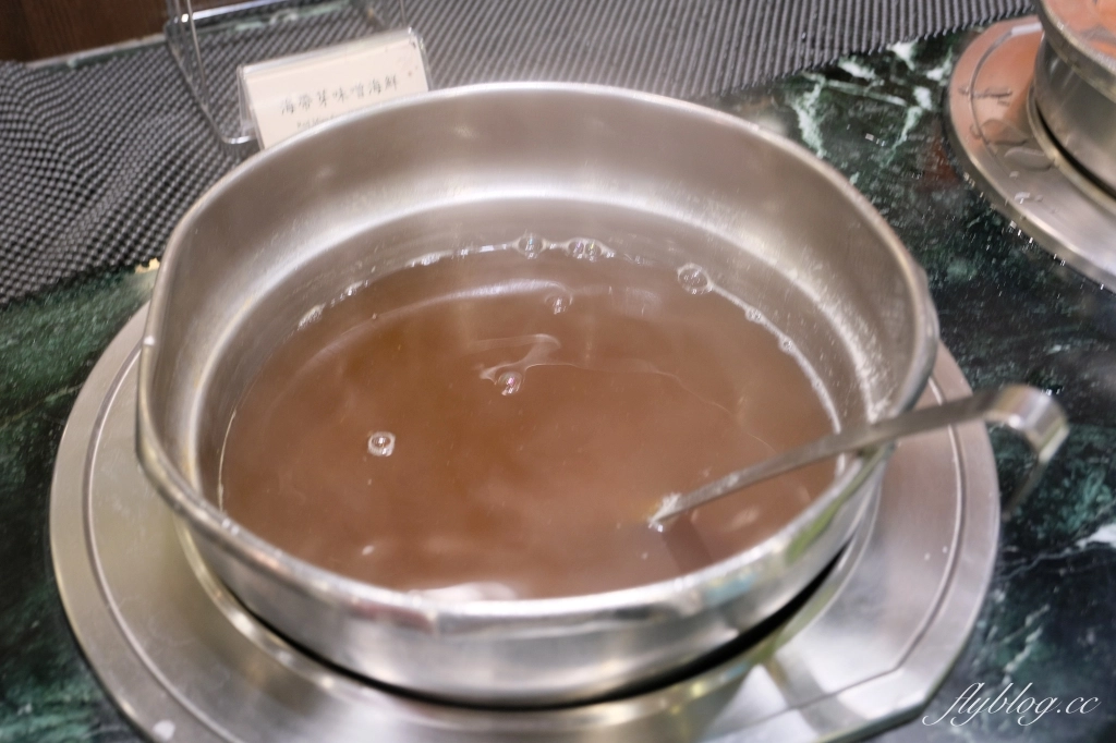 台中西屯｜長榮桂冠酒店．下午茶百匯吃到飽，用餐空間舒適明亮 @飛天璇的口袋