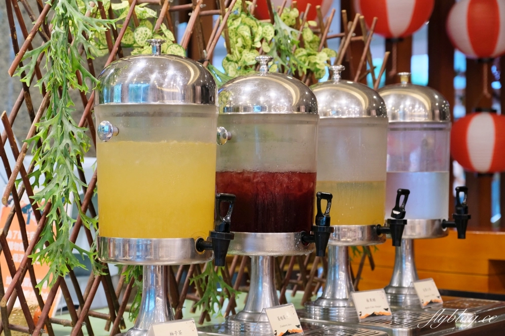 台中西屯｜長榮桂冠酒店．下午茶百匯吃到飽，用餐空間舒適明亮 @飛天璇的口袋