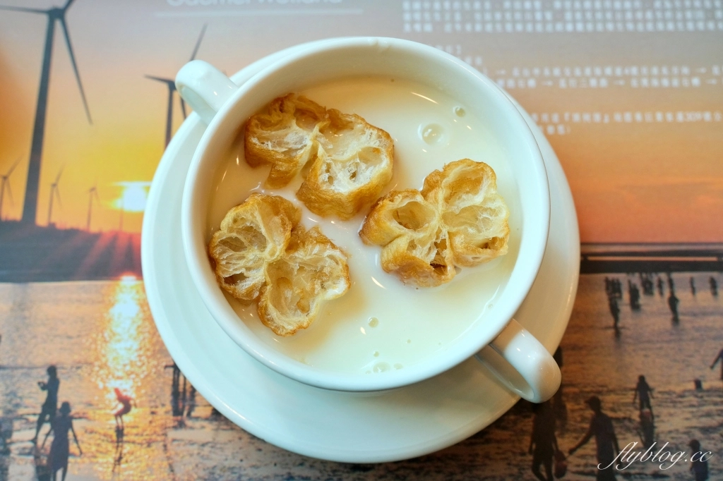台中西屯｜長榮桂冠酒店．下午茶百匯吃到飽，用餐空間舒適明亮 @飛天璇的口袋