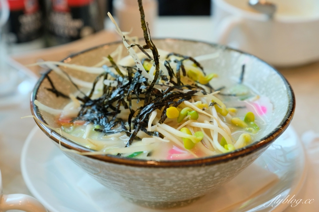 台中西屯｜長榮桂冠酒店．下午茶百匯吃到飽，用餐空間舒適明亮 @飛天璇的口袋