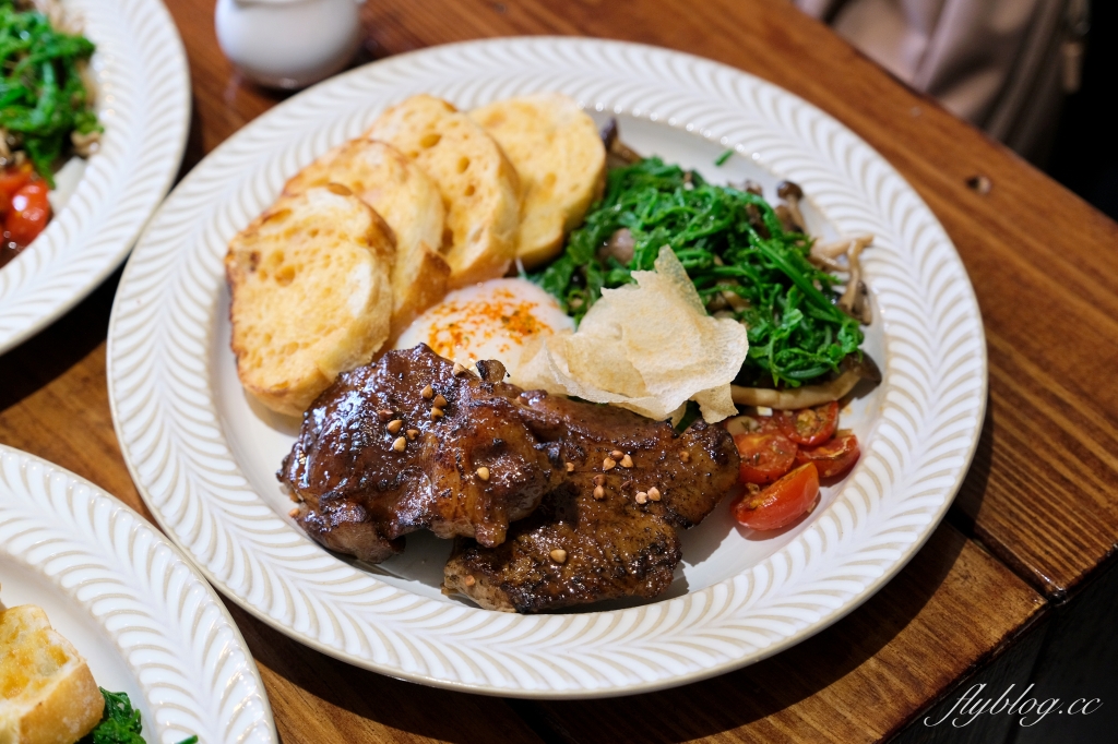 台中西區｜Burnt. 早午餐．歐式料理手法演繹，中興街和洋折衷早午餐 @飛天璇的口袋