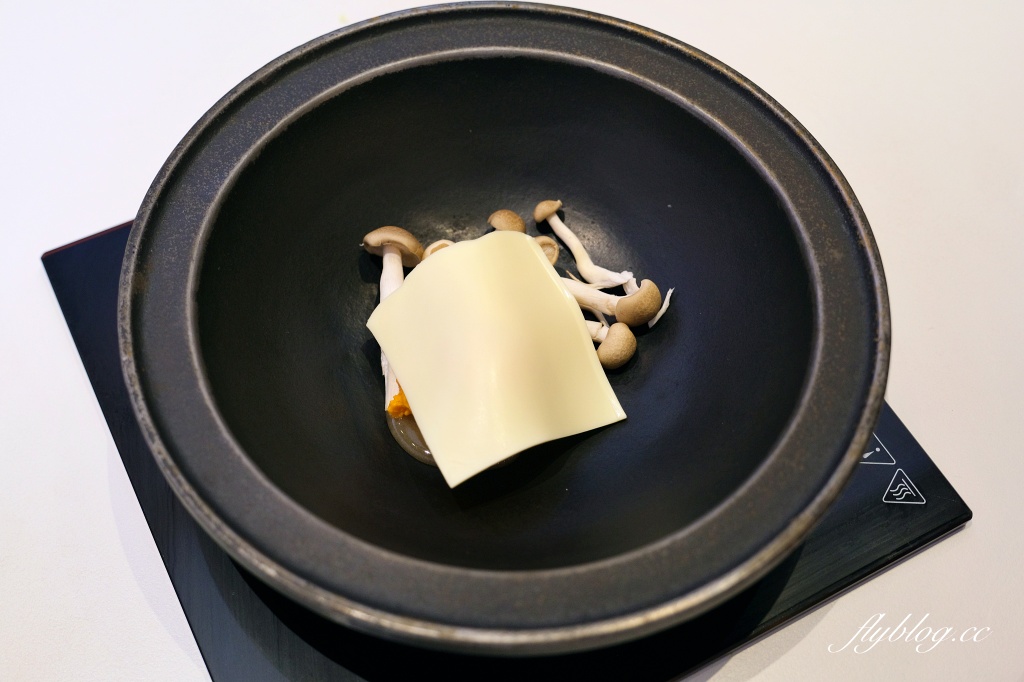 台中西屯｜狂一鍋．網路票選10大必吃台式火鍋，鎮店之寶狂銷200座101大樓 @飛天璇的口袋