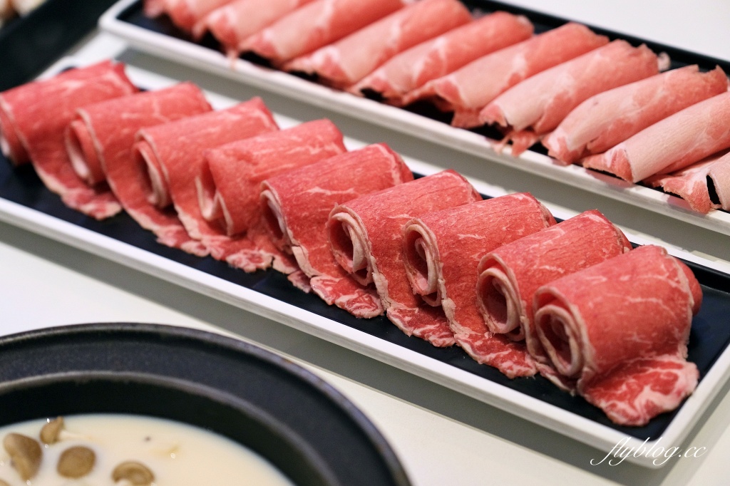 台中西屯｜狂一鍋．網路票選10大必吃台式火鍋，鎮店之寶狂銷200座101大樓 @飛天璇的口袋